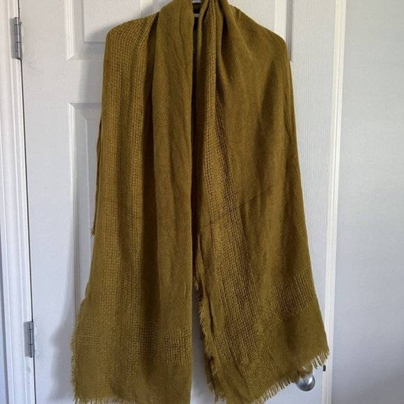 Jackson Rowe - Olive Scraf - Picture 3 of 3